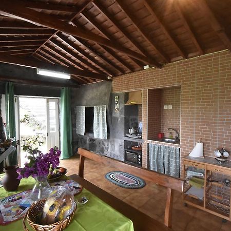 Adega Do Gato Hotel Calhau Екстериор снимка